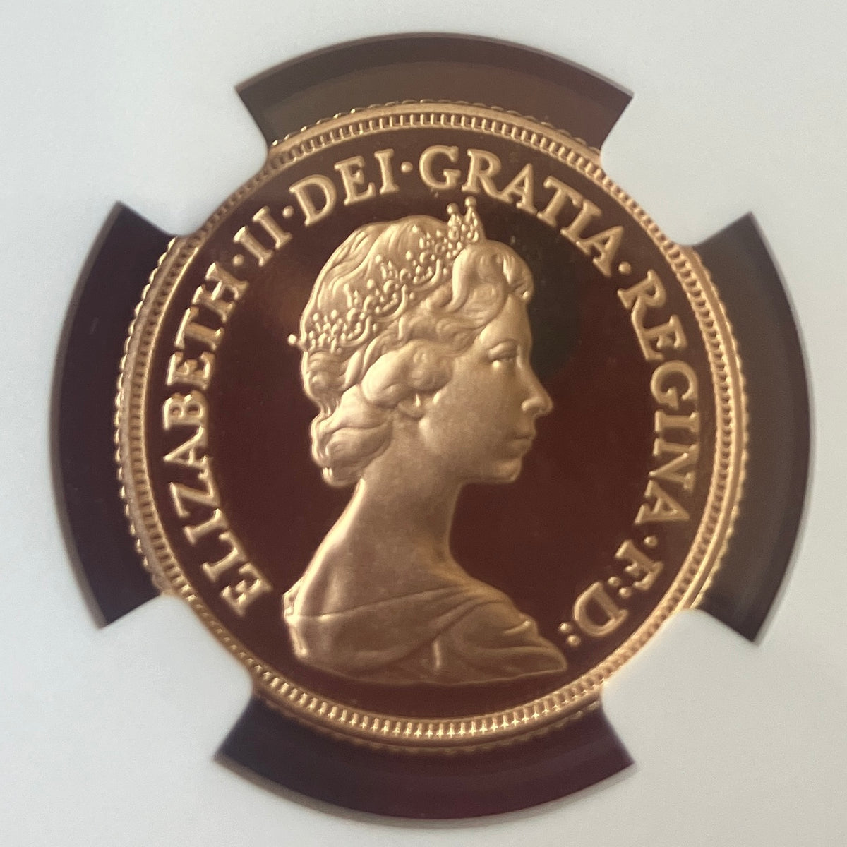 SOLD】1982年 英国 ヤングエリザベス ソブリン金貨 プルーフ PF70UCAM