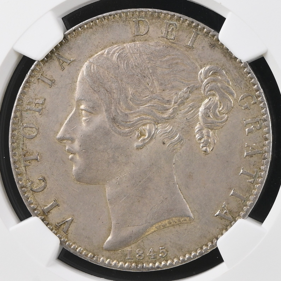 1845年 英国🇬🇧 ヴィクトリア女王 クラウン銀貨 ヤングヘッド NGC 1845年 英国🇬🇧 ヴィクトリア女王 クラウン銀貨 ヤングヘッド NGC