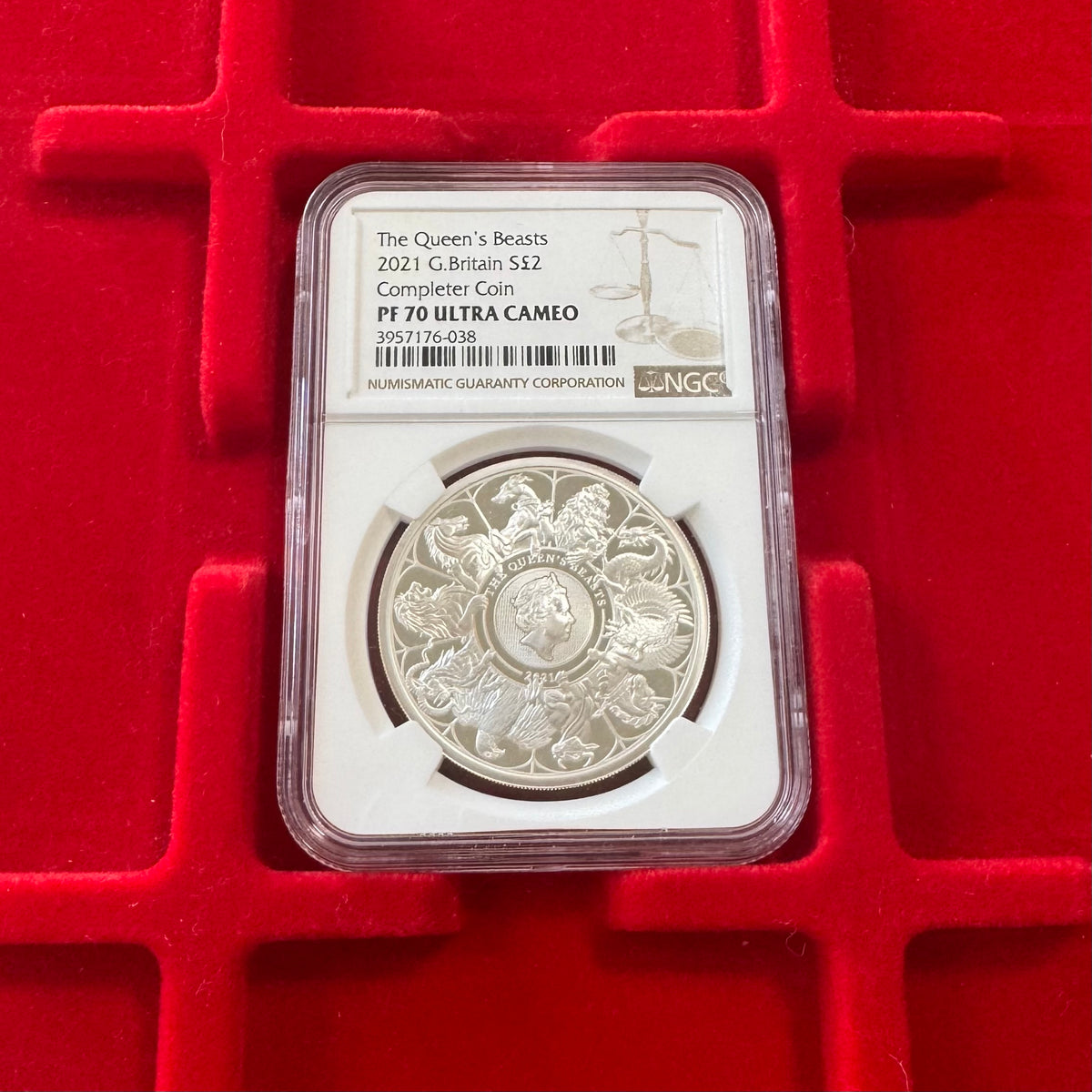 2020年/イギリス/PF70/クイーンズビースト/銀貨/2ポンド/NGC/ 79295C34-9612-42F3-AE2E-