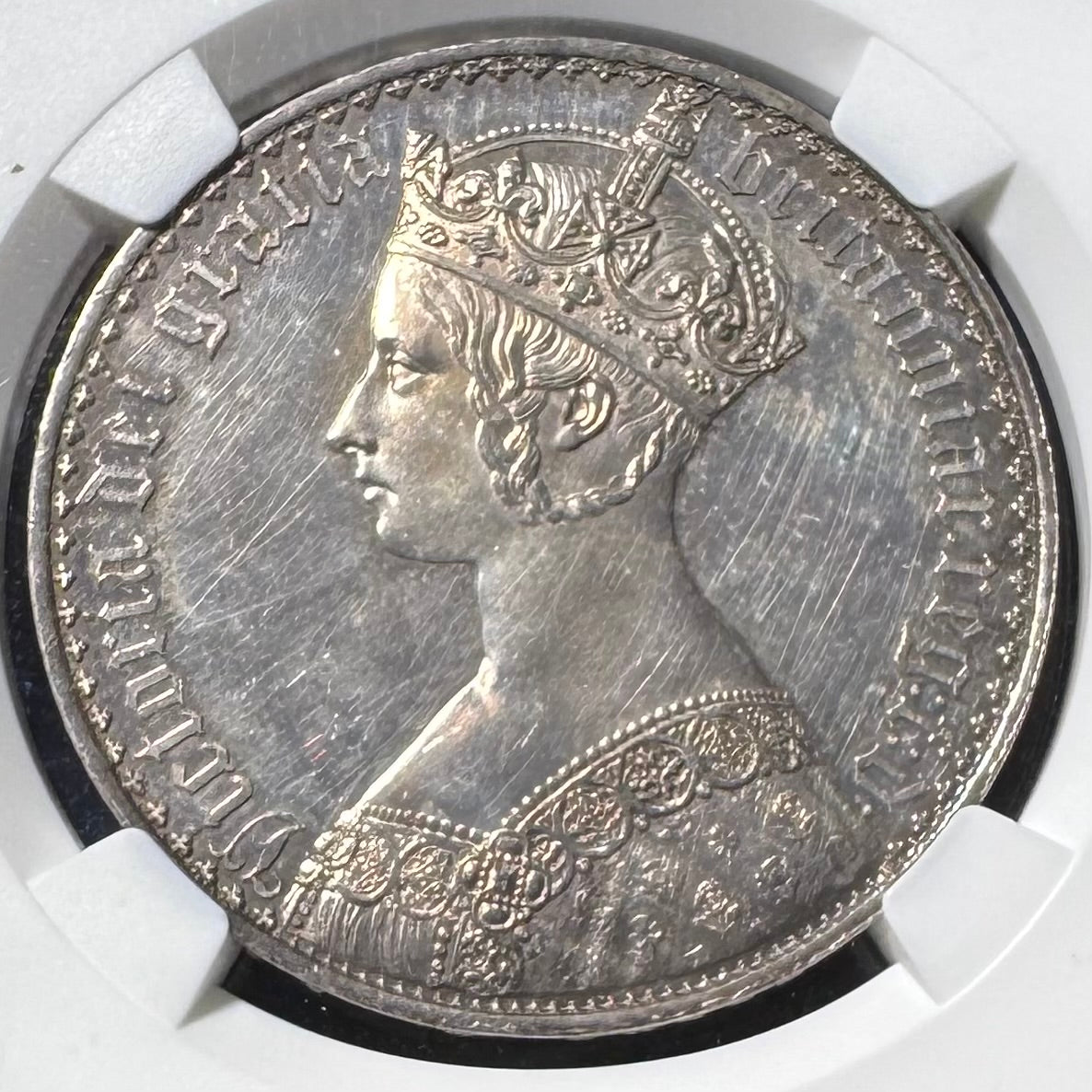 1847年 英国🇬🇧 ゴシッククラウン銀貨 NGC PF62 UN DEC. – FIRST