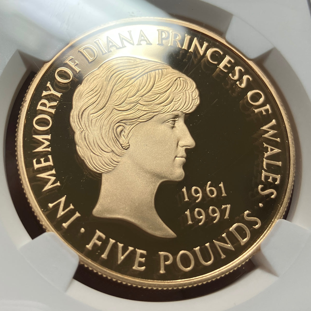 SOLD】1999年 英国 ダイアナ妃追悼記念 5ポンド金貨 PF70UCAM 最高鑑定