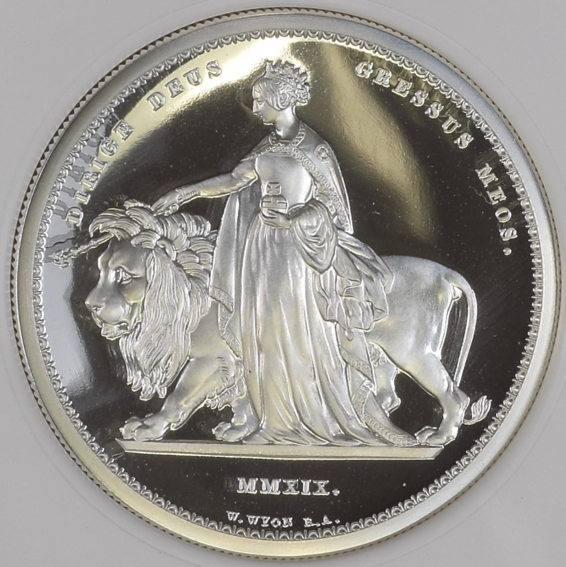 SOLD】2019年 英国ロイヤルミント ウナとライオン 2オンス 5ポンド銀貨 SOLD】2019年 英国ロイヤルミント ウナとライオン 2オンス 5ポンド銀貨