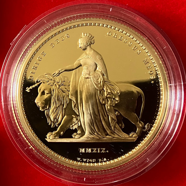 2019ロイヤルミント　ウナとライオン銀貨　2oz ロイヤルミント版 ウナとライオン 2019年 NGC鑑定PF68 2オンス